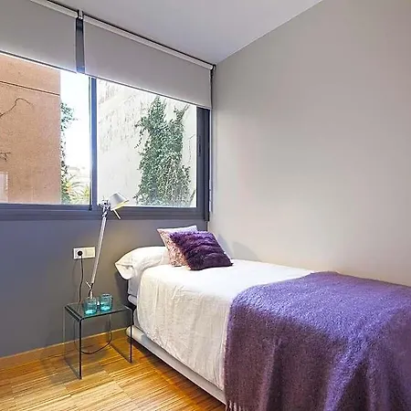 Apartment Featuring A Private Terrace / Park Gueell Barcelona